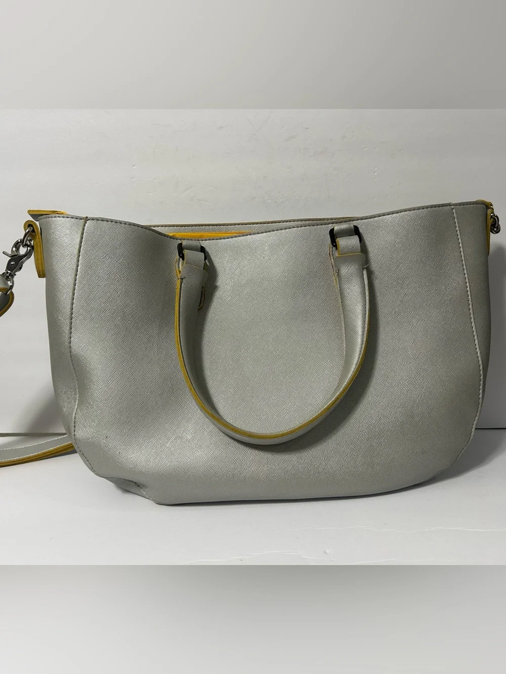Lily Jade Leather Diaper Bag Tote Silver Yellow Detachable Organizer Pockets